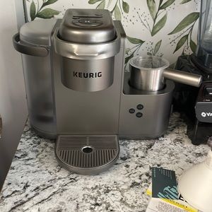Keurig K-Cafe Special Edition Single Serve K-Cup Coffee, Latte &Cappuccino Maker